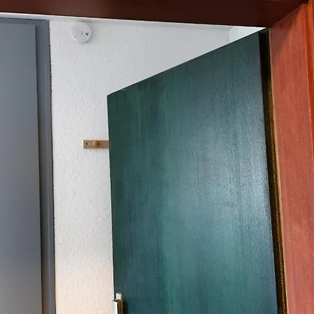 33, Cozy And Free Parking *